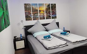 Eifel Zimmer Amsterdam Inklusive Wlan, Kueche, Kaffee, Mtbs Zentral Am Marktplatz